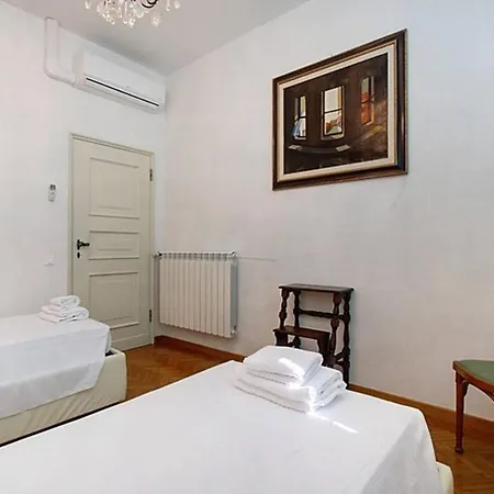 Aldobrandini With Terrace *