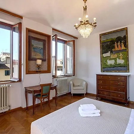 Aldobrandini With Terrace Апартаменты Флоренция